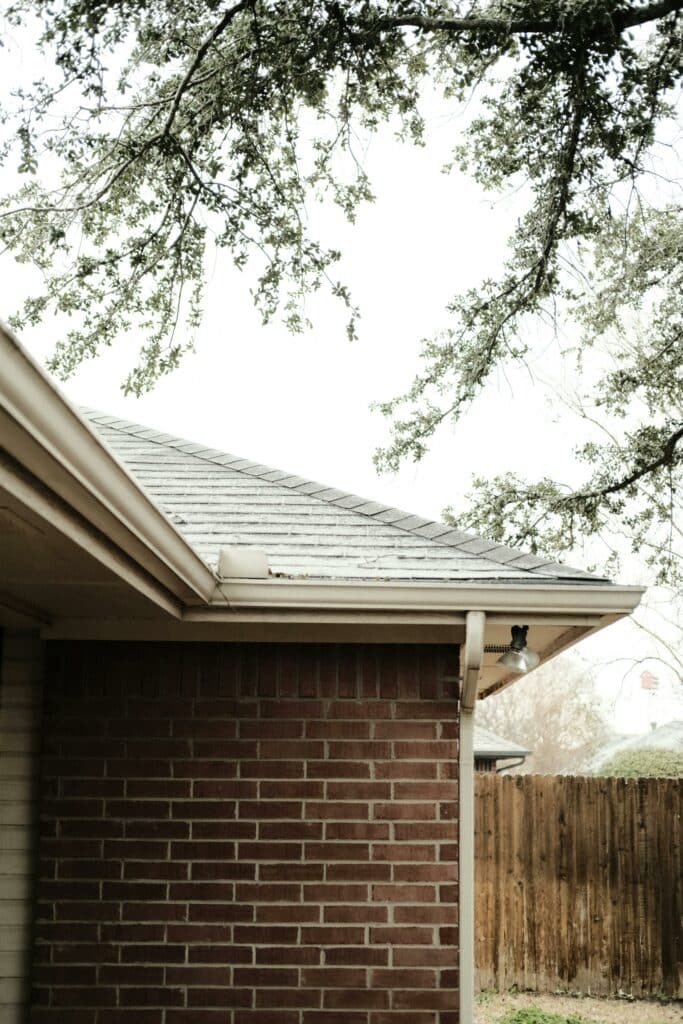 Roof Gutter